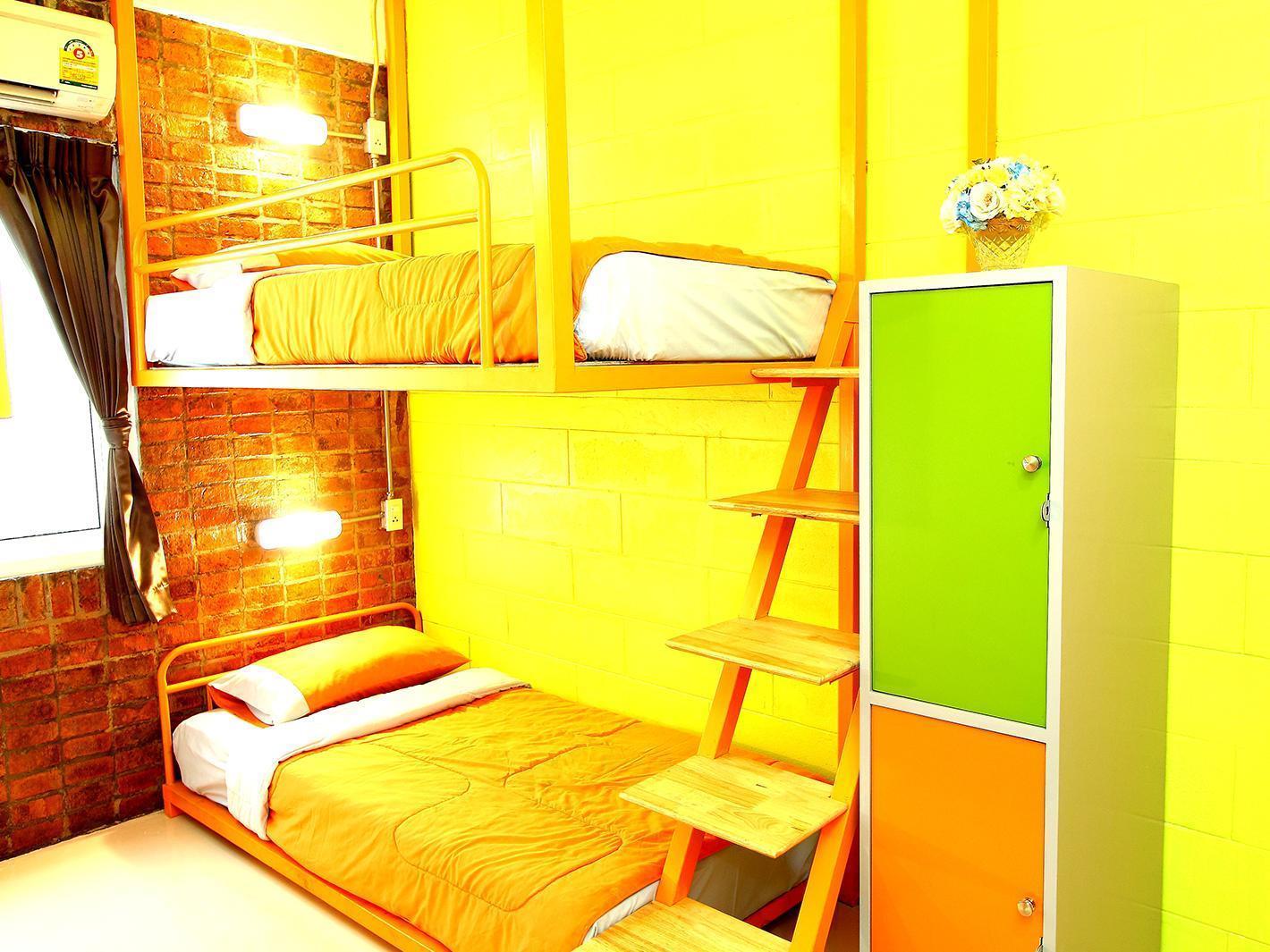 Chic Hostel Bangkok Zewnętrze zdjęcie