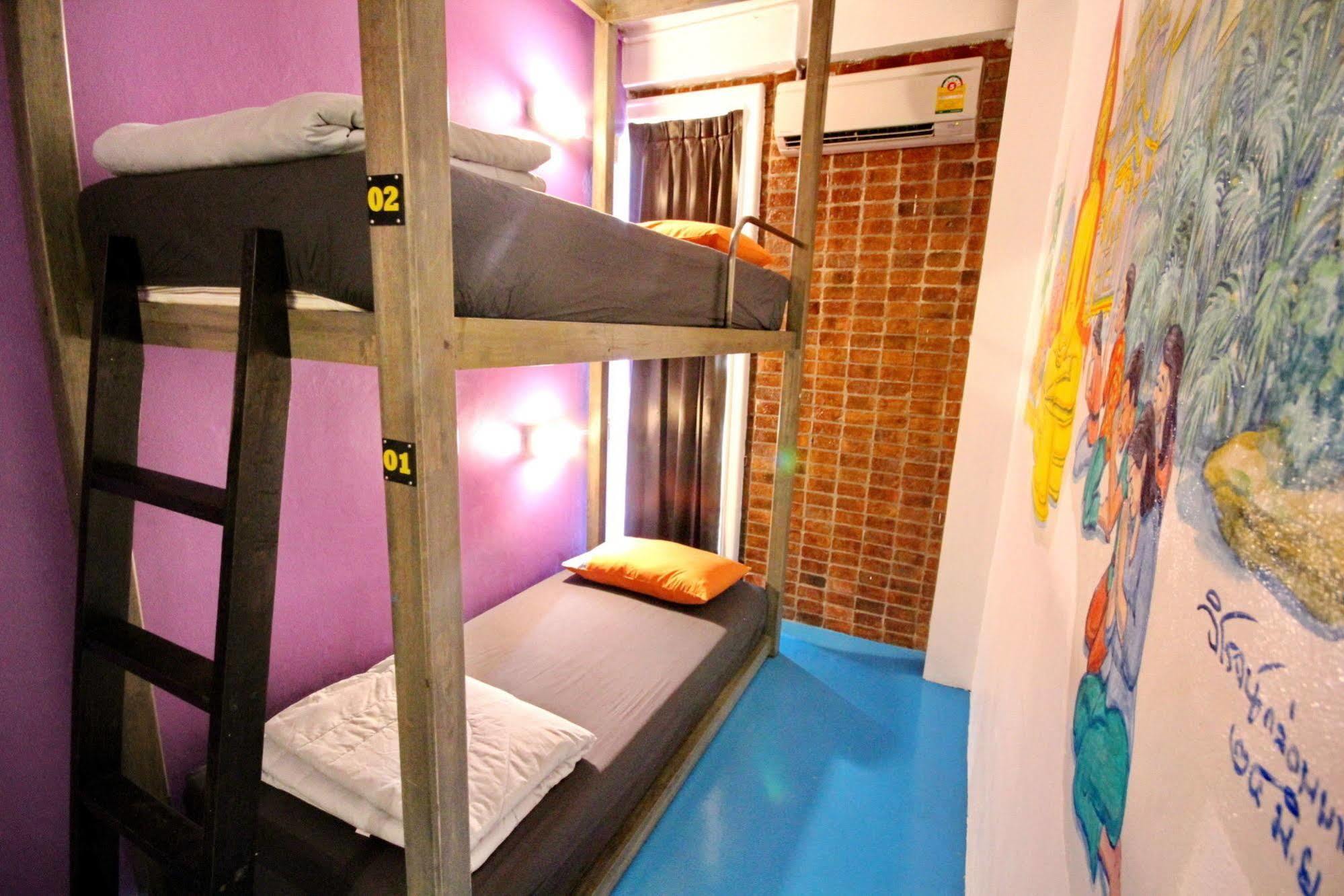 Chic Hostel Bangkok Zewnętrze zdjęcie