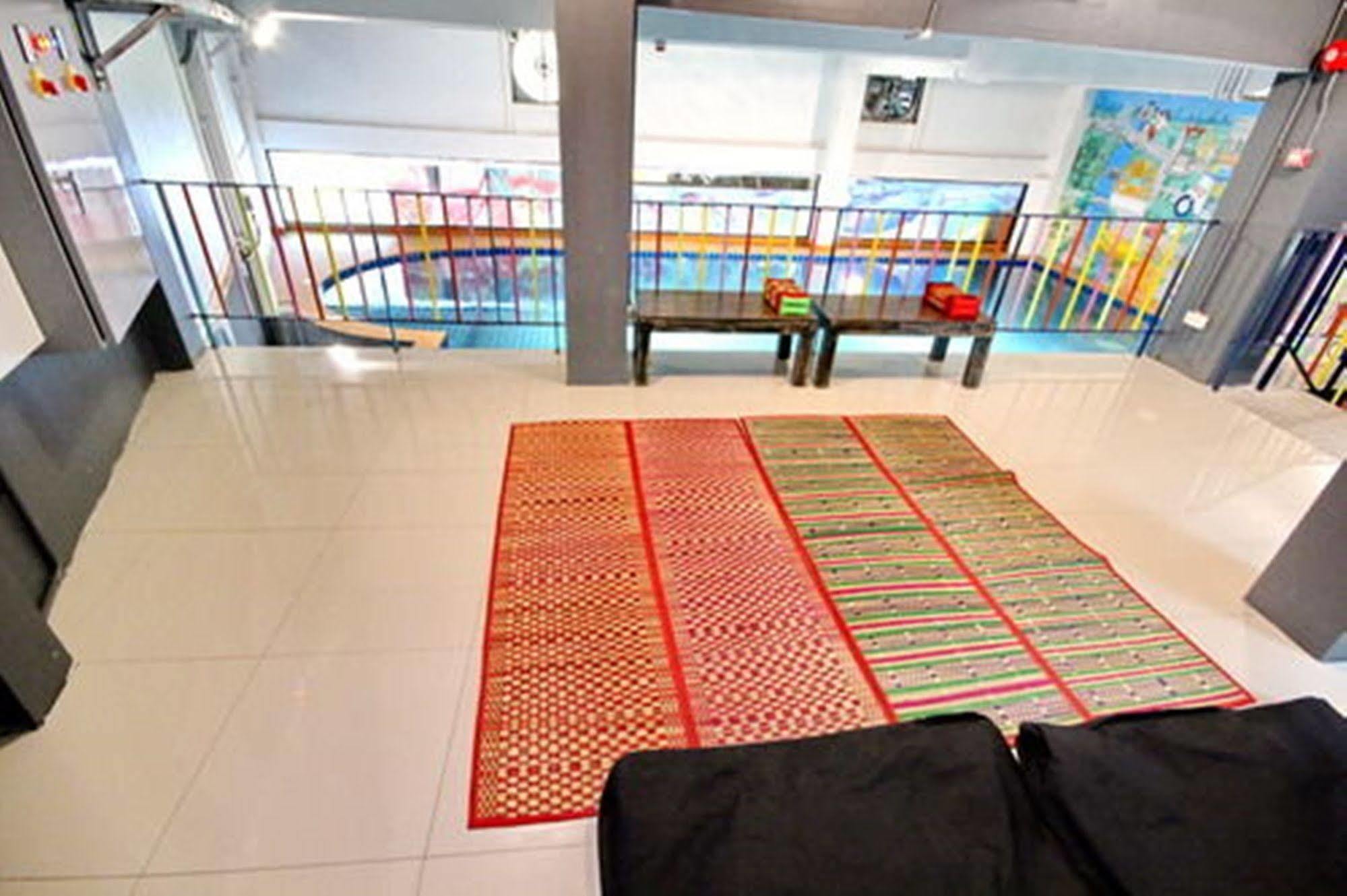 Chic Hostel Bangkok Zewnętrze zdjęcie
